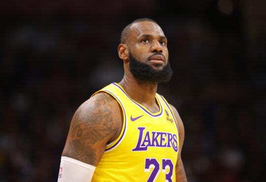 LeBron James, Los Angeles Lakers