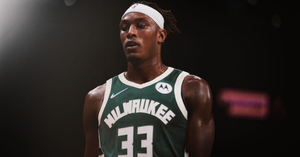 Myles Turner, Milwaukee Bucks
