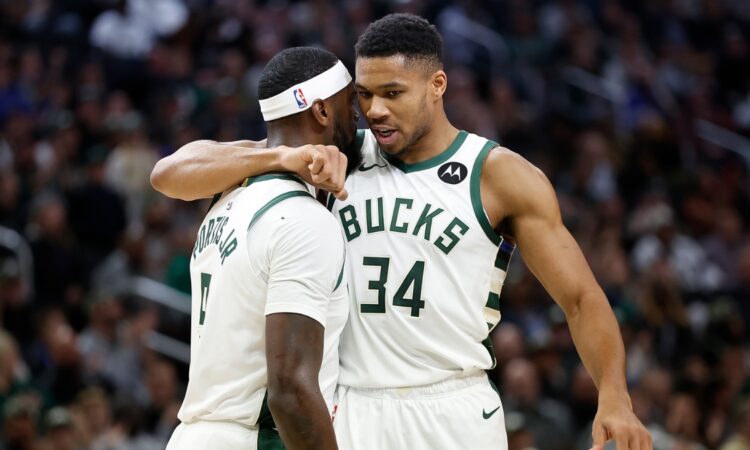 Giannis Antetokounmpo, Bobby Portis, Milwaukee Bucks, NBA
