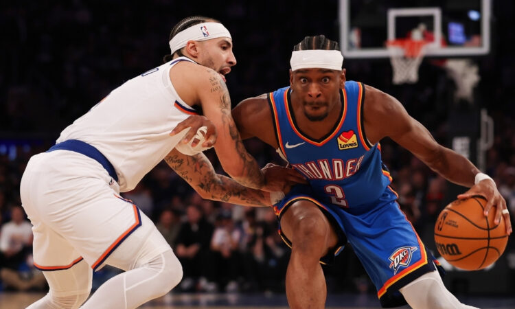 NBA: Shai Gilgeous-Alexander dribbles the ball for the Oklahoma City Thunder against the New York Knicks at Madison Square Garden.