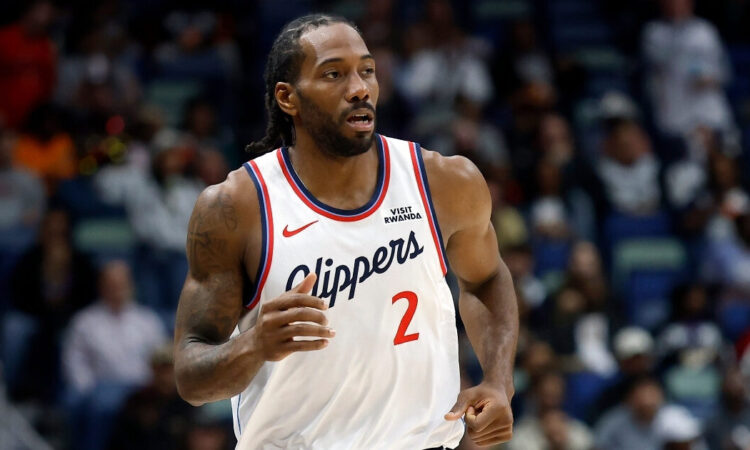 Kawhi Leonard, Detroit Pistons